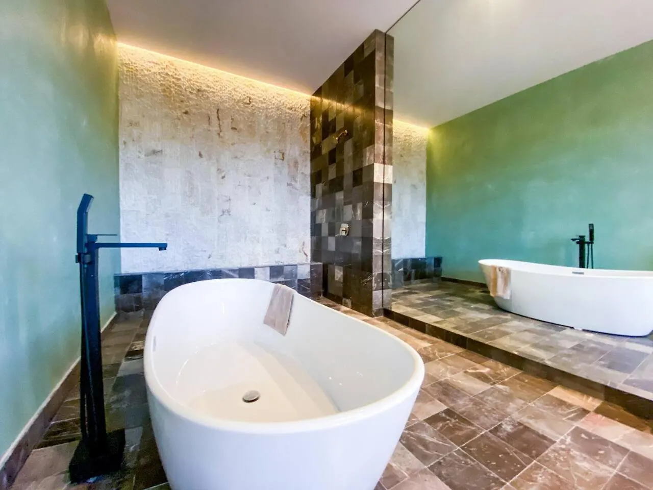 Spacious 1. 5 Bedroom Home Steps To Hunab Center And Stores Tulum Apartment