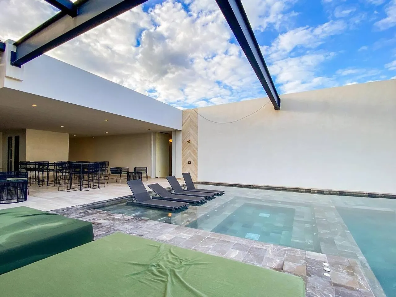 Spacious 1. 5 Bedroom Home Steps To Hunab Center And Stores Tulum Apartment