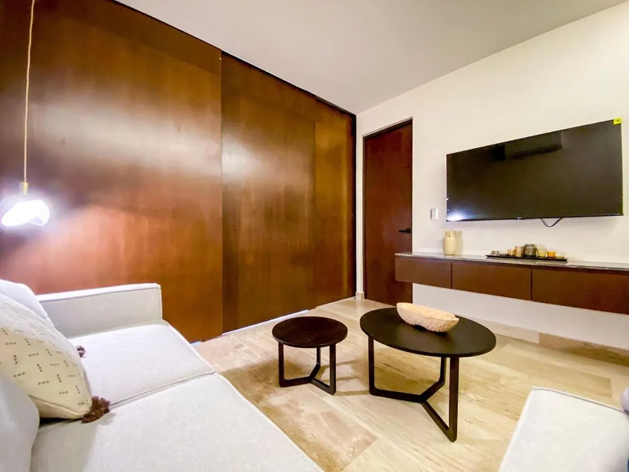 Apartment Spacious 1. 5 Bedroom Home Steps To Hunab Center And Stores Tulum